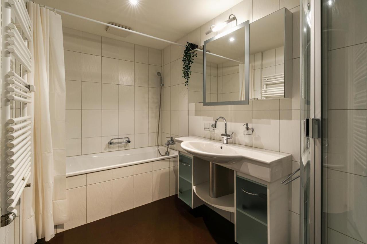 Old Town Apt In The Heart Of Thun With Garden Esterno foto